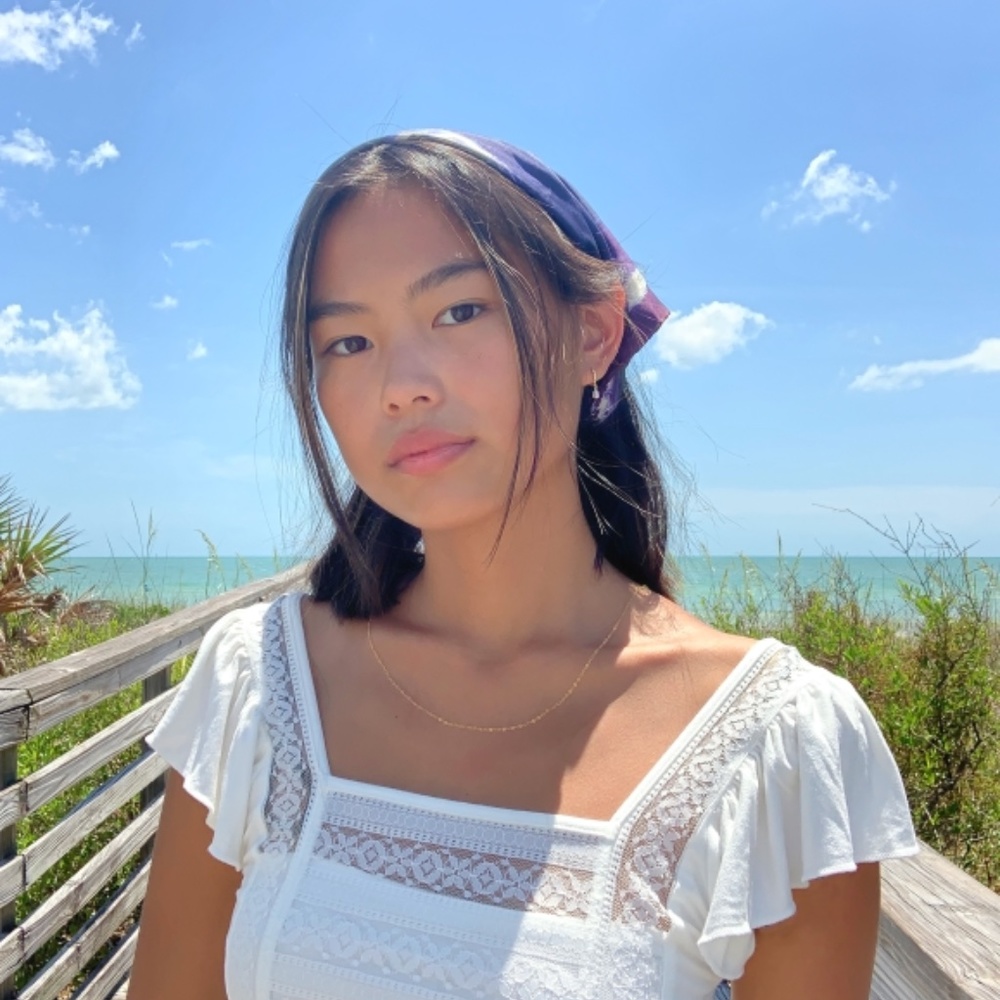 Dainty Gold Filled Pearl Back Drop Necklace - Picture 5 of 5